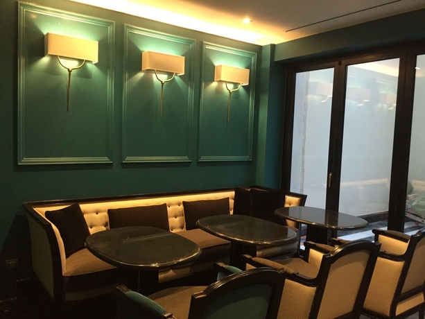 Imagen de los interiores del Hotel Georges Washington. Foto 10