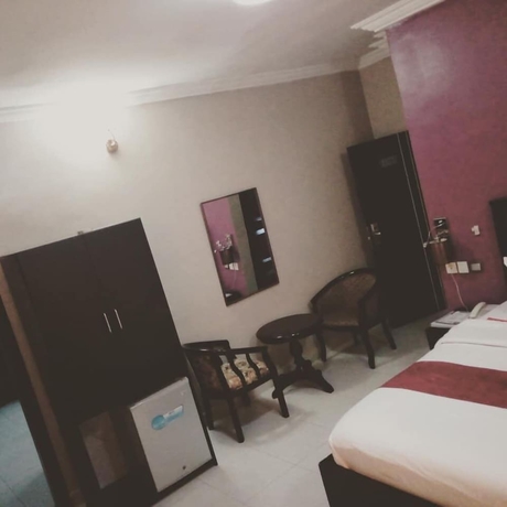 Imagen de la habitación del Hotel Georgetown Residence. Foto 16