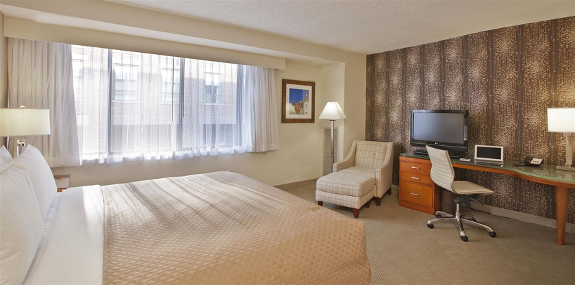 Imagen de la habitación del Hotel Georgetown Suites. Foto 13