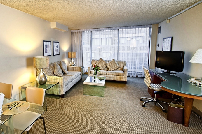Imagen de los interiores del Hotel Georgetown Suites Harbour. Foto 12