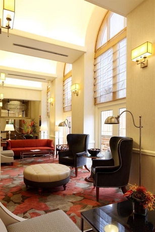 Imagen de los interiores del Hotel Georgetown University and Conference Center. Foto 8