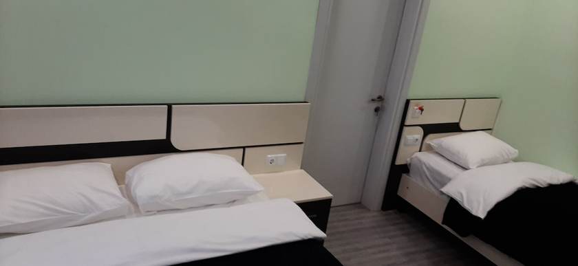 Imagen de la habitación del Hotel Georgia, Batumi. Foto 13