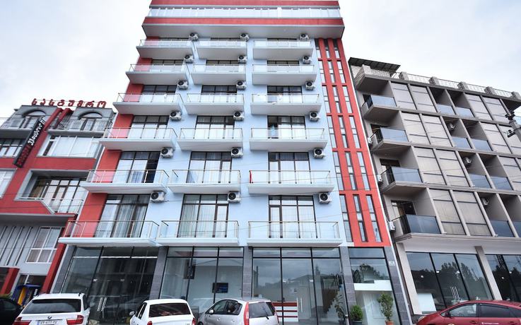 Imagen general del Hotel Georgia, Batumi. Foto 1