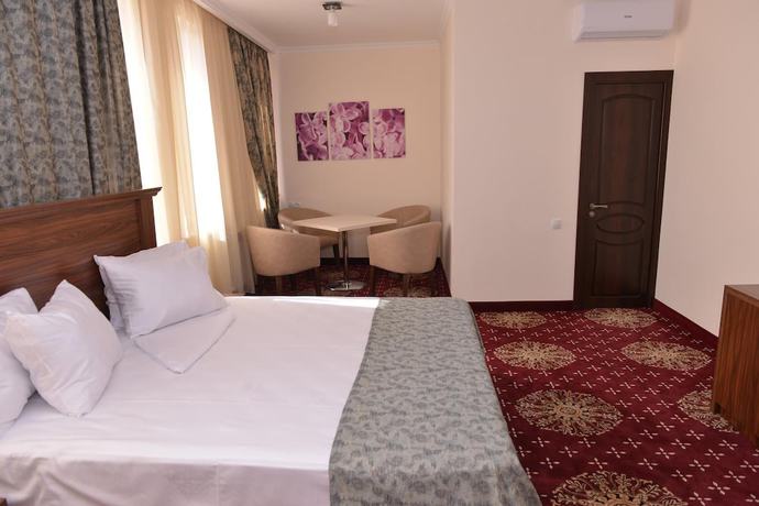 Imagen de la habitación del Hotel Georgia. Foto 17