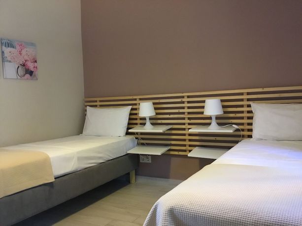 Imagen de la habitación del Hotel Georgia Vicky. Foto 10