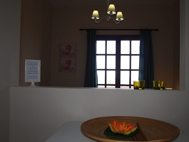 Imagen de la habitación del Hotel Georgia Vicky. Foto 12