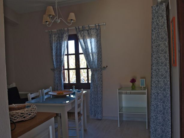Imagen de la habitación del Hotel Georgia Vicky. Foto 13