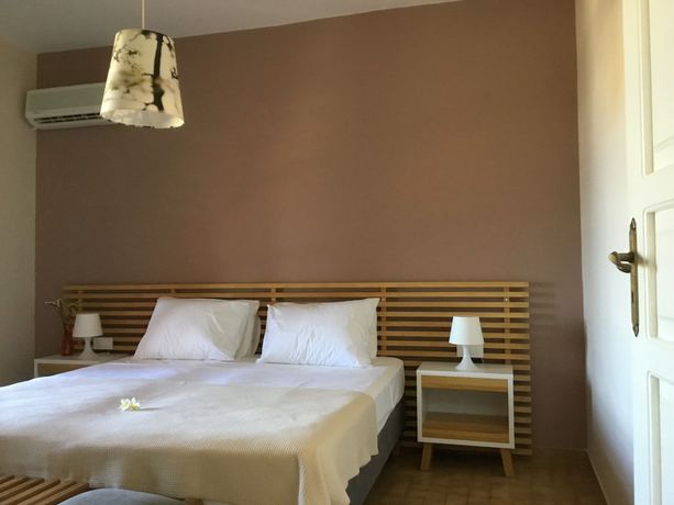 Imagen de la habitación del Hotel Georgia Vicky. Foto 17