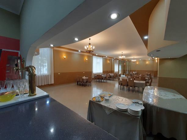Imagen del bar/restaurante del Hotel Georgian House, Kutaisi. Foto 14