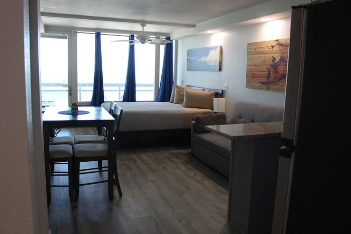 Imagen de la habitación del Hotel Georgian Inn Beach Club. Foto 5