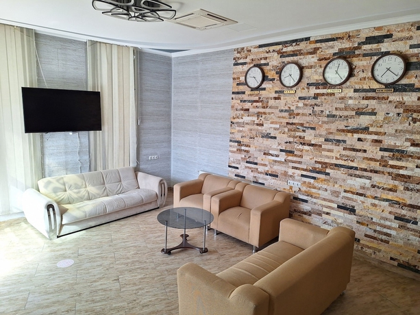 Imagen de los interiores del Hotel Georgian Memory. Foto 18