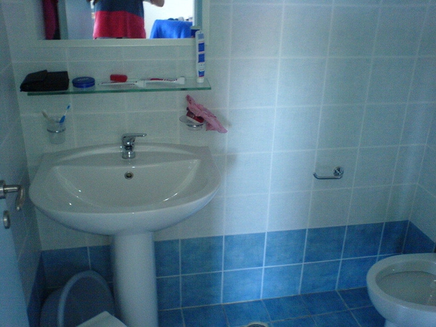 Imagen de la habitación del Hotel Georgina, Aghia Marina. Foto 5