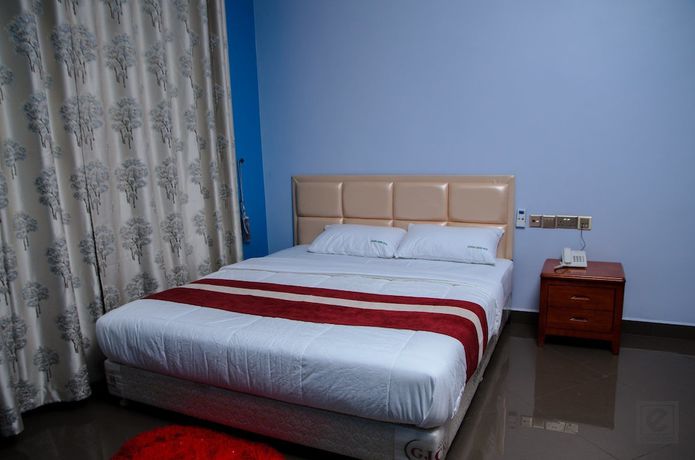 Imagen de la habitación del Hotel Georgina Gardens. Foto 5