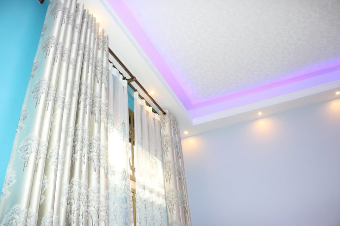 Imagen de la habitación del Hotel Georgina Gardens. Foto 6