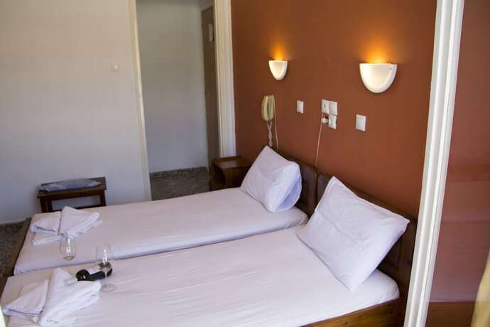 Imagen general del Hotel Georgios L. Foto 14