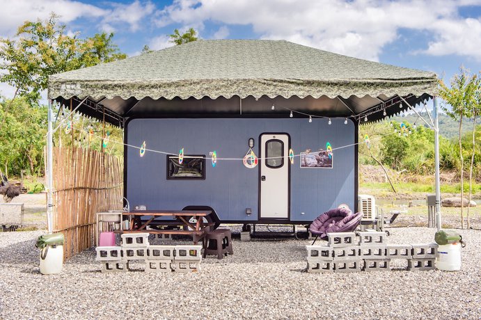 Imagen de la habitación del Hotel Geothermal Camper Van. Foto 6