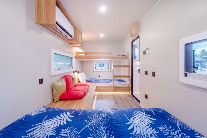 Imagen de la habitación del Hotel Geothermal Camper Van. Foto 7