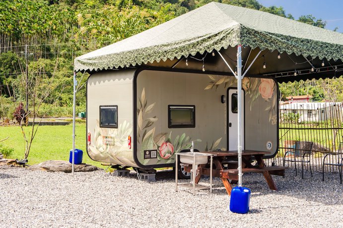 Imagen de la habitación del Hotel Geothermal Camper Van. Foto 14
