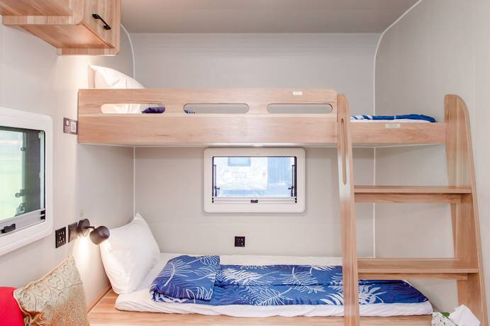 Imagen de la habitación del Hotel Geothermal Camper Van. Foto 18