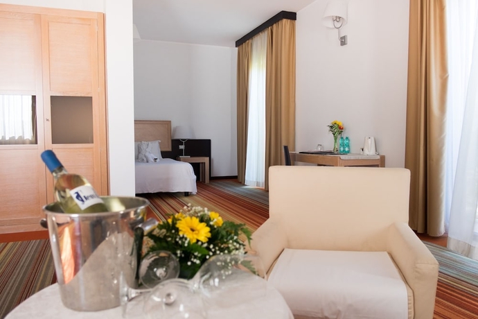 Imagen de la habitación del Hotel Geovillage. Foto 4