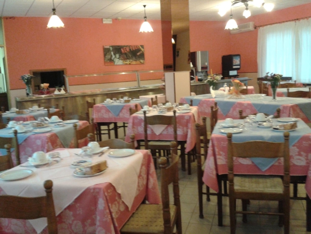 Imagen del bar/restaurante del Hotel Geppi. Foto 3