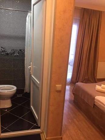Imagen de la habitación del Hotel Gera. Foto 4