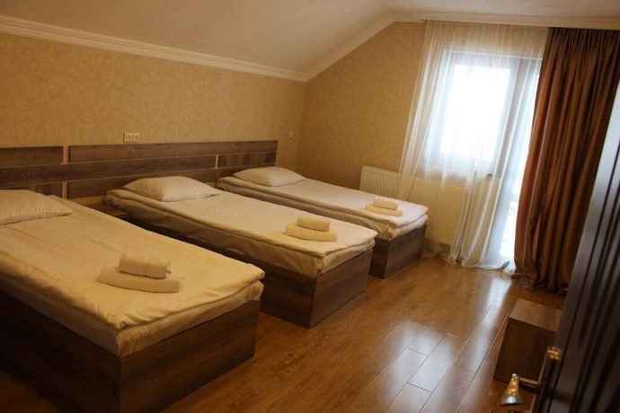 Imagen de la habitación del Hotel Gera. Foto 14