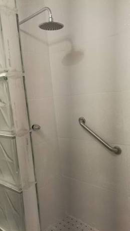 Imagen de la habitación del Hotel Gerald. Foto 6