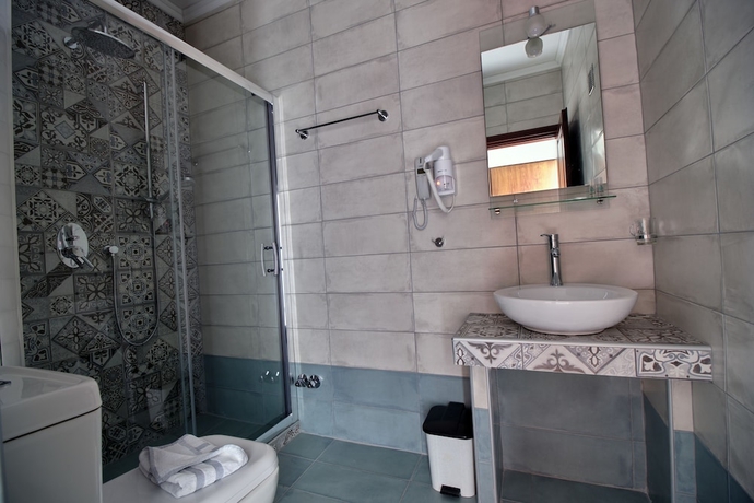 Imagen de la habitación del Hotel Geranion Village. Foto 6