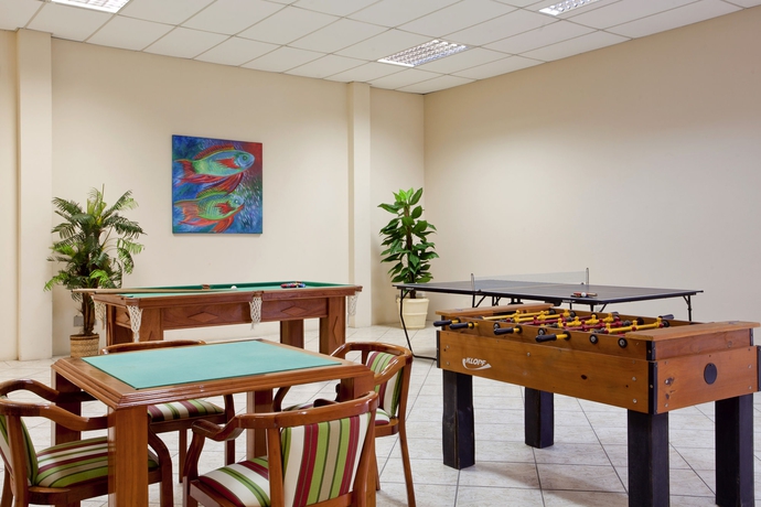 Imagen de los interiores del Hotel Geranius Praia Dos Ingleses. Foto 14