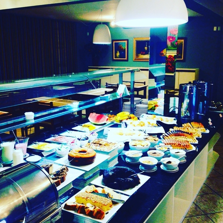 Imagen del bar/restaurante del Hotel Geranius Praia Dos Ingleses. Foto 6