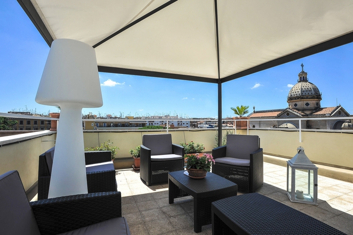 Imagen de los exteriores del Hotel Gerber. Foto 13