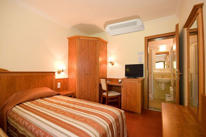 Imagen de la habitación del Hotel Geréby Kúria és Lovasudvar. Foto 10
