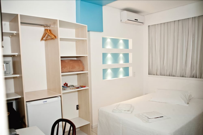 Imagen de la habitación del Hotel Germ&acirc;nias Blumen. Foto 10