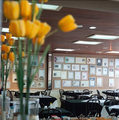 Imagen del bar/restaurante del Hotel Germ&acirc;nias Blumen. Foto 2