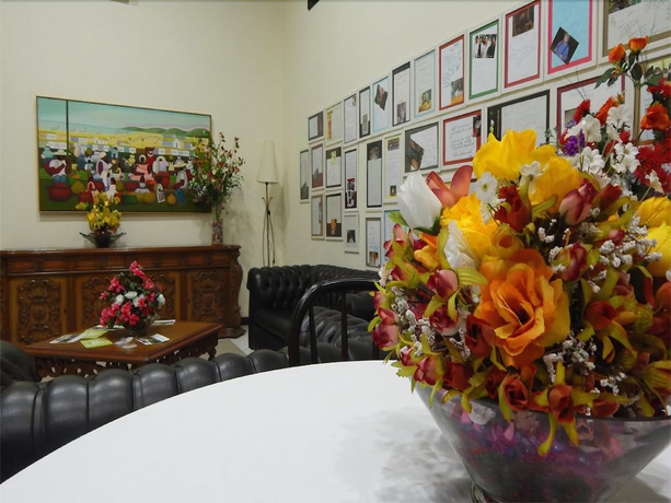 Imagen de los interiores del Hotel Germ&acirc;nias Blumen. Foto 15