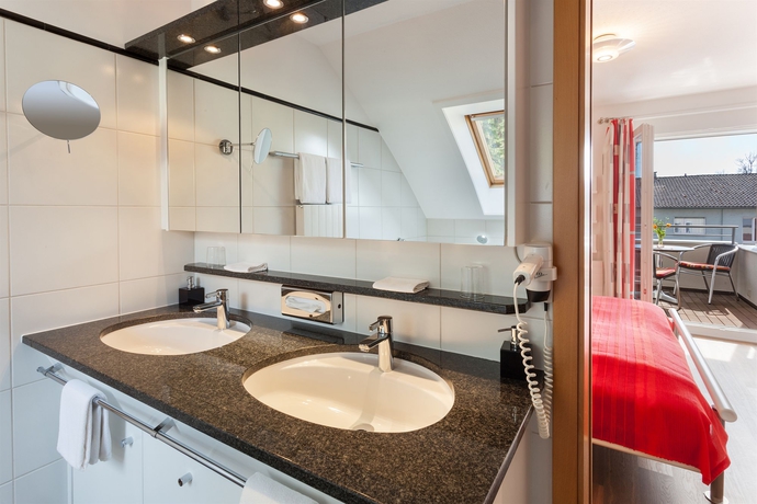 Imagen de la habitación del Hotel Germania, Bregenz. Foto 8