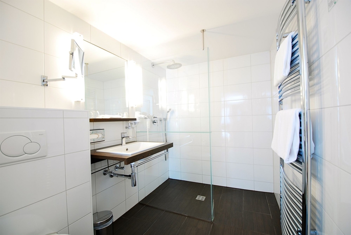Imagen de la habitación del Hotel Germania, Bregenz. Foto 12