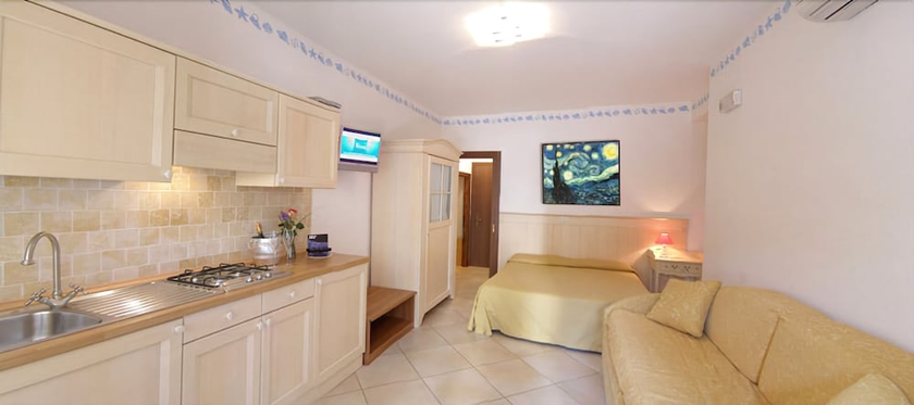 Imagen de la habitación del Hotel Germania. Foto 14