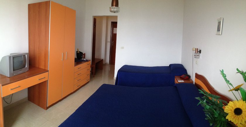 Imagen de la habitación del Hotel Germania, Praia A Mare. Foto 7
