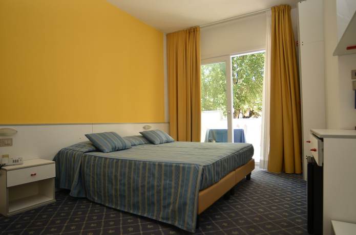 Imagen de la habitación del Hotel Germania, San Michele al Tagliament. Foto 3