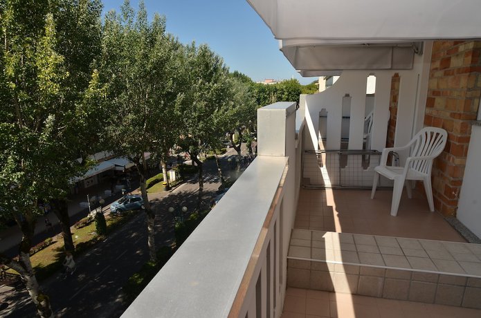 Imagen de la habitación del Hotel Germania, San Michele al Tagliament. Foto 6