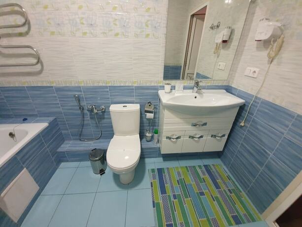 Imagen de la habitación del Hotel Germes. Foto 11