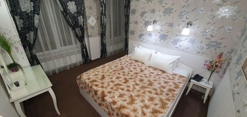 Imagen de la habitación del Hotel Germes. Foto 13