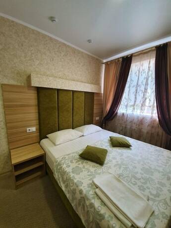 Imagen de la habitación del Hotel Germes. Foto 14