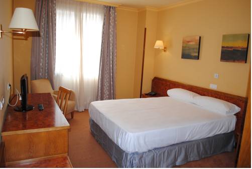 Imagen de la habitación del Hotel Gernika. Foto 11