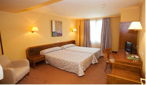 Imagen de la habitación del Hotel Gernika. Foto 14