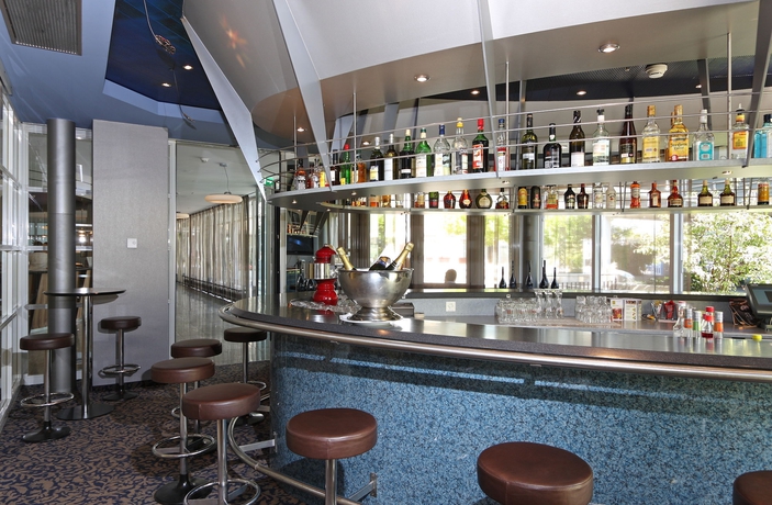 Imagen del bar/restaurante del Hotel Geroldswil Swiss Quality. Foto 3