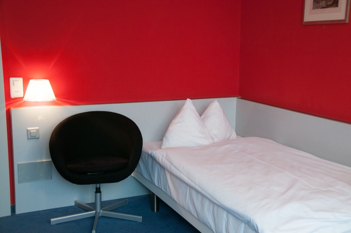 Imagen de la habitación del Hotel Geroldswil Swiss Quality. Foto 9