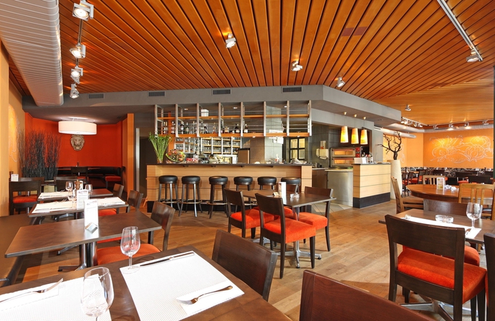 Imagen del bar/restaurante del Hotel Geroldswil Swiss Quality. Foto 4